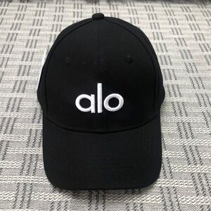 BEST NWT | ALO Yoga Off-Duty Baseball Cap